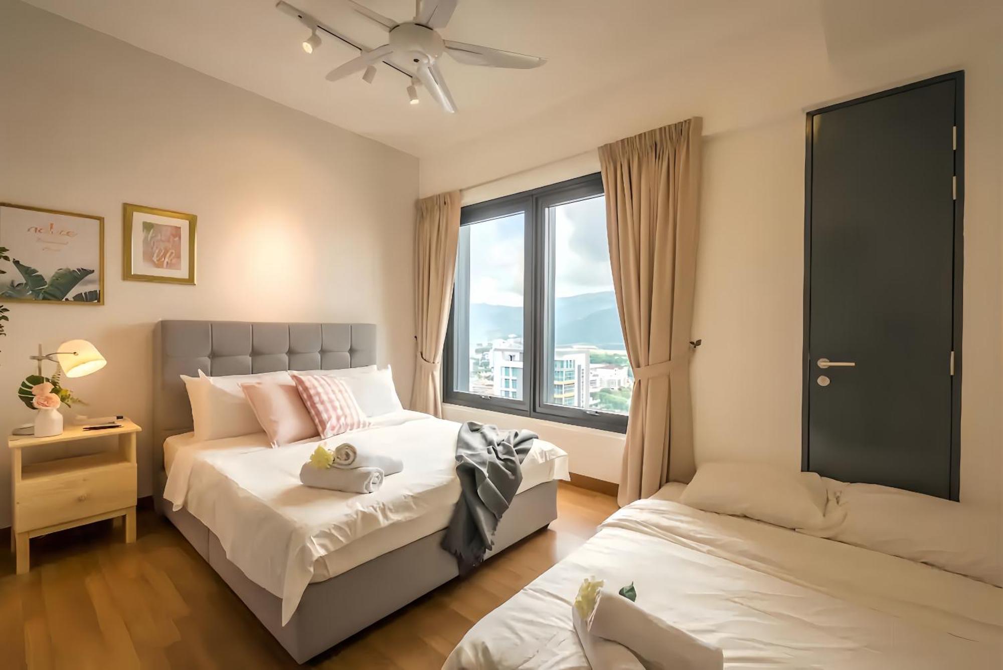 Tropicana 218 Macalister Penang Apartment George Town Exterior foto