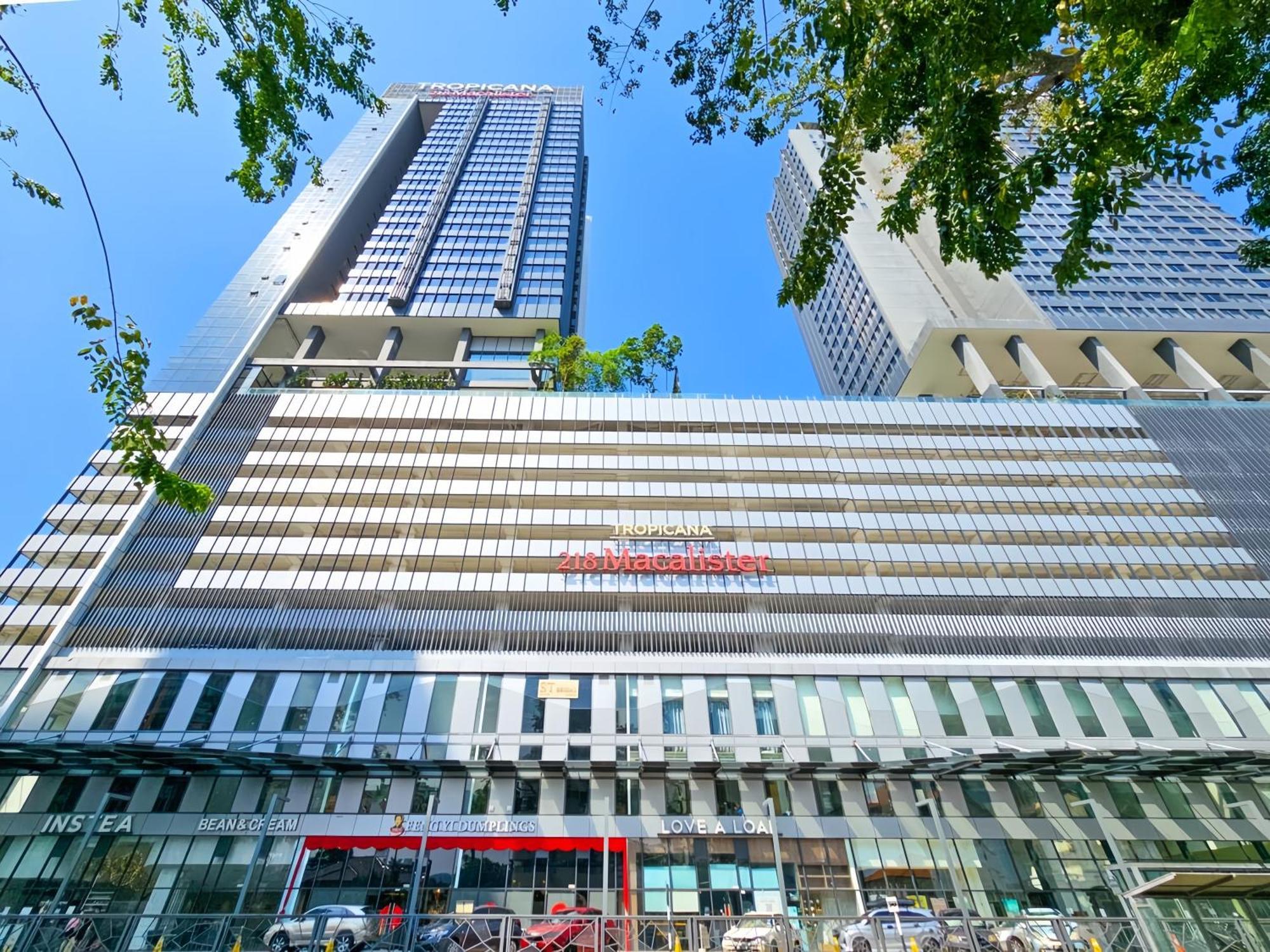 Tropicana 218 Macalister Penang Apartment George Town Exterior foto